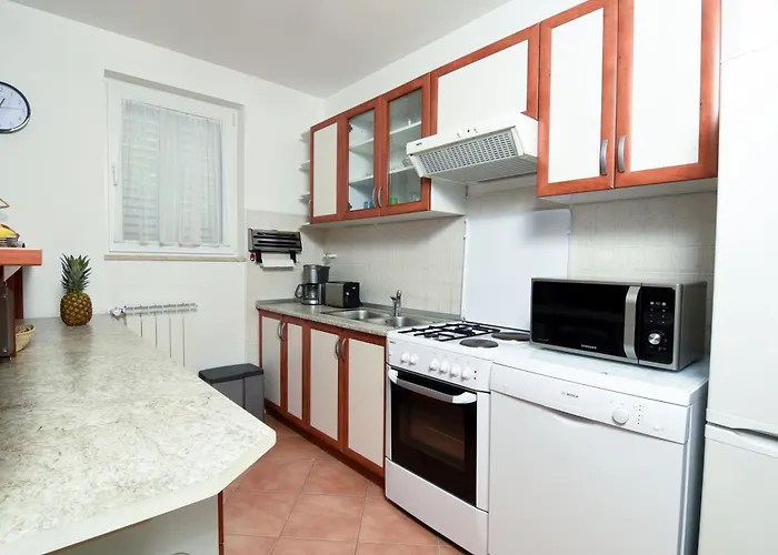 아파트 With Parking Space Icici, Opatija - 7885