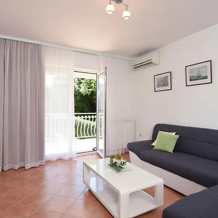 Apartment With Parking Space Icici, Opatija - 7885