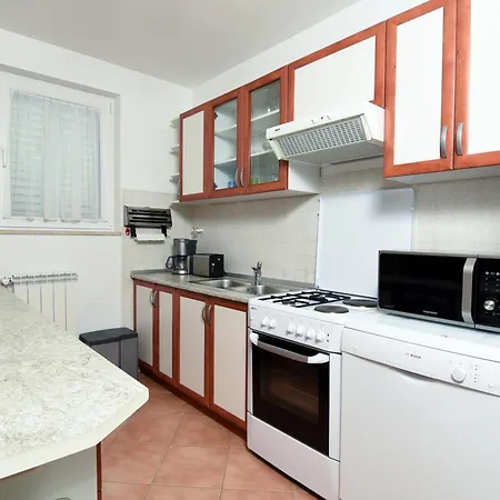 Daire With Parking Space Icici, Opatija - 7885