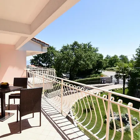 With Parking Space Icici, Opatija - 7885 Poljane