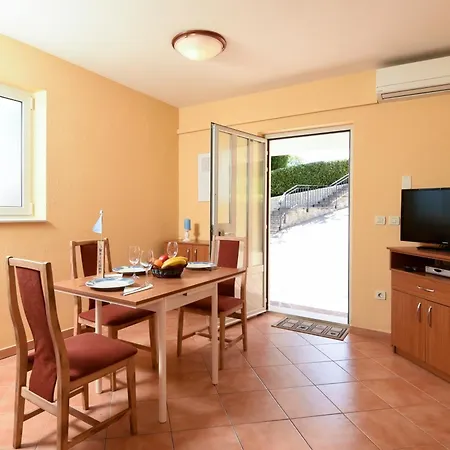 Apartment With Parking Space Icici, Opatija - 7885 *