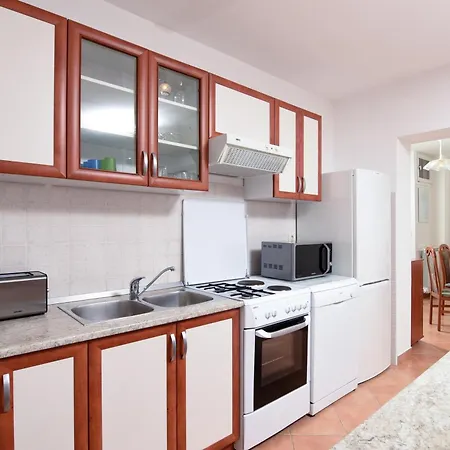 Apartment With Parking Space Icici, Opatija - 7885