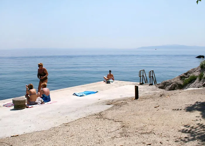 With Parking Space Icici, Opatija - 7885 アパート *